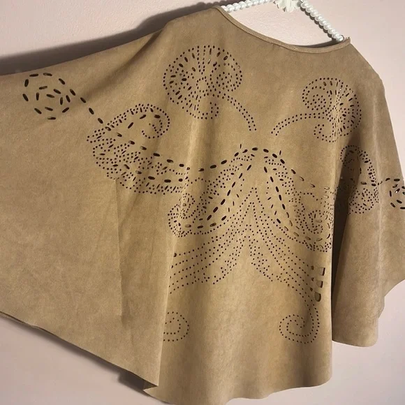 Alberto Malaki Draped Top - Picture 4 of 6